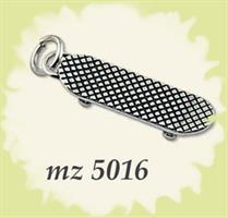 Ciondolo Skateboard In Metallo Placcato Argento