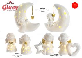 Mezzaluna Con Angelo In Porcellana Con Ciondolo Cuore/Stella E Luce Led 2 Soggetti Assortiti H.15.3 Cm 4*24